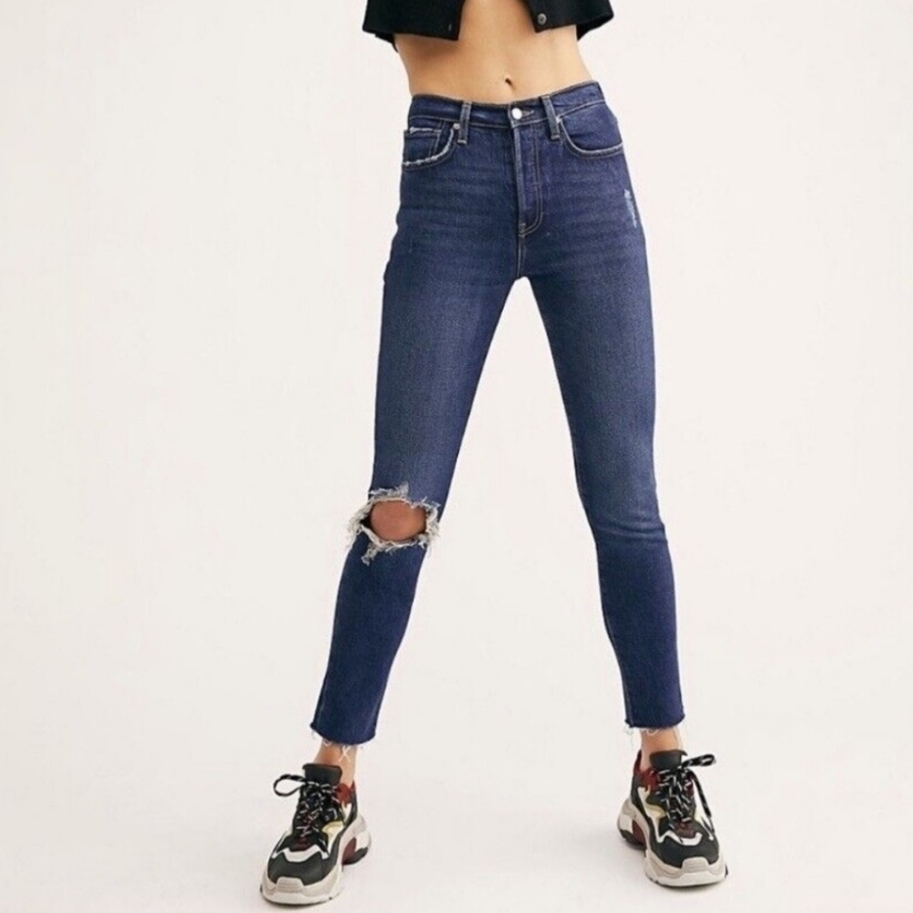 We The Free Size 26 Stella High Rise Skinny Raw Hem Button Fly Jeans